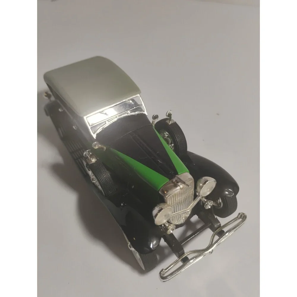 Signature Models National Motor Museum 1934 Duesenberg 1/32 Diecast Green/ Blk